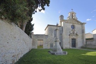 Baroque Chapelle des Pénitents Gris and Cross, Penitents, Church, Aigues-Mortes, Gard, Camargue,
