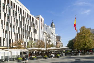Busy city square and focal point, Plaza de España, city centre of Zaragoza, Aragon, Spain
