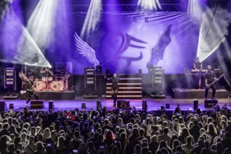 Jean Bormann (guitarist), (drummer) Vassilios Lucky Maniatopoulos, LaFee (singer, real name: