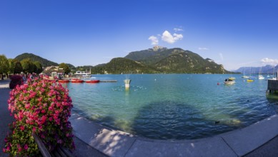 Lakeside promenade in Sankt Gilgen, Wolfgangsee, Salzkammergut, Salzburg, Austria