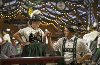 Traditional traditional costume show at the Tradition party tent, Oide Wies'n, Oktoberfest, Munich,