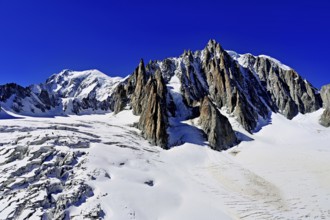 View of the mountains from the Télécabine Panorama Railway, Mont Blanc, Le Mont Blanc du Tacul, in