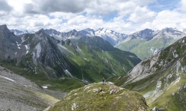Female hiker in the Hohe Tauern, East Tyrol, Austria