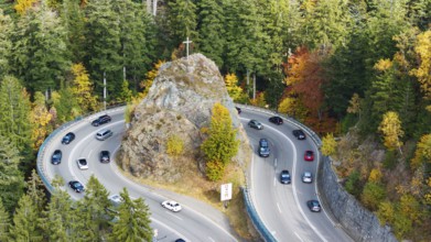 Kreuzfelsenkurve, Bundesstraße 31. The most spectacular curve in the Black Forest in autumn. Drone