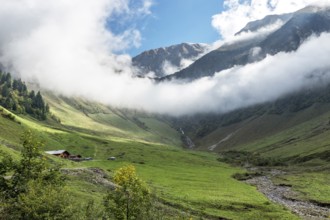 Dietersbachtal valley closure, left Alpe Dietersbach, Nebelschwanden hanging in the valley,