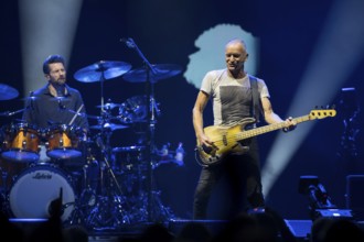 Chris Maas (drummer), Sting (guitarist, real name: Gordon Matthew Thomas Sumner, CBE) live on Sting