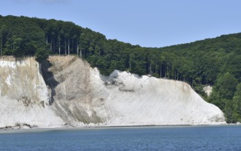 Chalk coast at Jasmund National Park on Rügen, Mecklenburg-Western Pomerania, Germany