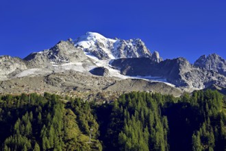Aiguille des Grands Montets and snow-covered Aiguille Verte, Chamonix-Mont-Blanc, Haute-Savoie,