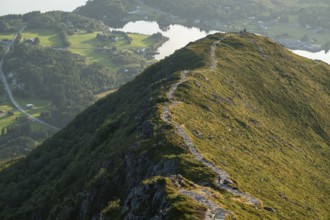 Cairn, Rørsethornet stone staircase, with 3292 steps one of the longest continuous stone staircases