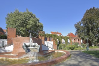 Fountain in Schillerpark, water basin, water jet, Schillerpark, Wiesloch, Baden-Württemberg,
