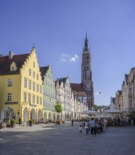 Altstadthäuser und Kirche St. Martin, Landshut, Bayern, Deutschland