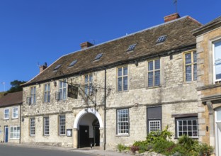 Old Ship Inn, Mere, Wiltshire, England, UK architect Henry Andrews 1711 former hotel and pub now