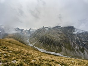 Panoramic view from the Hohe Mut over the Mutsattel and the Rotmoostal to the Gurglkamm in the