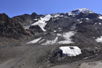 Weißseespitze (3532 m) in the foreground the covered accessible crevasse on the Kaunertal Glacier,