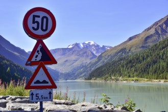 Reservoir in the Kaunertal in the Ötztal Alps, in the background the Weißseespitze (3498 m), Tyrol,