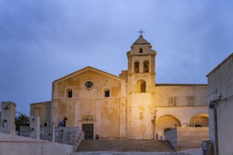 The church Chiesa di San Francesco at dusk, Vieste, Gargano, Apulia, Italy