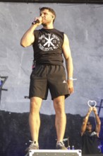 Swiss, singer of the band Swiss und die Andern at the Highfield Festival on Saturday, Störmthaler