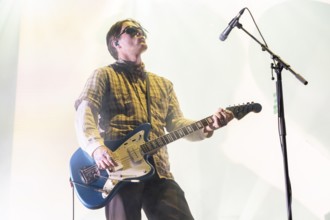 Carlos O'Connell, guitarist, Fontaines D.C., Post Punk, Music Band, Ireland, open air at the