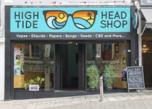 High Tide Head Shop, The Terrace, Torquay, Devon, England, UK