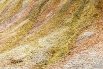 Discoloured rock, sinter, Jotunkjeldene, Spitsbergen, Svalbard
