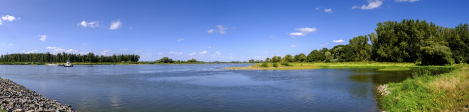 Elbe near Havelberg, Saxony-Anhalt, Germany