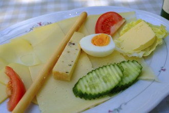 Snack, cheese plate, food, Gasthaus Erzherzog Johann Klause, Brandenberg Valley, Tyrol, Austria