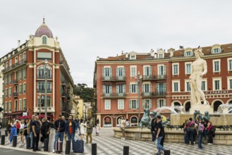 Square with classicist buildings in the old town, Place Masséna, Nice, Alpes Maritimes, Provence