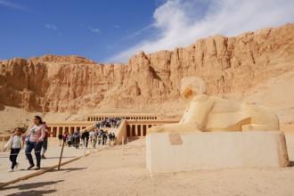 Sphinx and Hatshepsut Temple, Mortuary Temple of Hatshepsut, Deir el-Bahari, Thebes, Luxor, Egypt