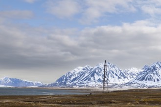 Amundsen-Ellsworth-Nobile, mast for airship, mountain range, Ny-Alesund, Spitsbergen, Svalbard