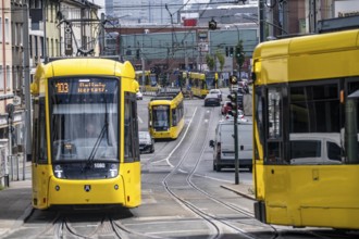 Ruhrbahn tram, on Altendorfer Straße, intersection Helenenstraße, in Essen, rush hour, traffic,