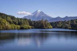 Lake Mangamahoe with views of Mount Taranaki. Egmont National Park, Taranaki Region, North Island,