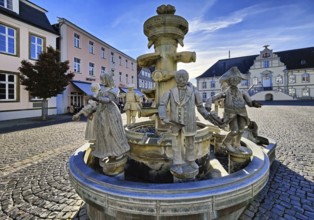 The Bonifatius Stirnberg BÃ¼rgerbrunnen on the town hall square in front of the town hall,