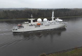 Reconnaissance ship, interception ship, naval vessel, FS Dupuy de Lome in the Kiel Canal, NOK, Kiel
