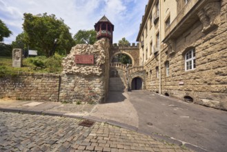 City fortification, historic city wall Römertor, historicizing city gate Heidenmauer, building,