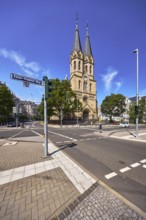 Ringkirche church, Evangelische Ringkirchengemeinde, neuromanik architectural style, architect