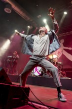 BAXTER DURY (son of Ian Dury), musician, singer, Indie/Pop, UK, ALLBARONE TOUR, live on 01.12.2025