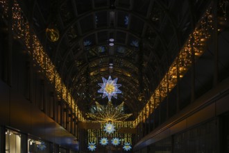 Night view, Calwer Passage, shopping mall, covered, decorated for Christmas, decoration, Christmas