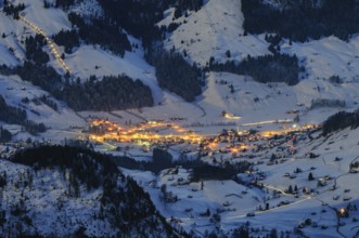Night shot, long exposure from 2506 meter high SÃ¤ntis into the wintry, snow-covered alpine
