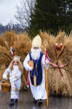 Nikolaus and Engerl with Buttnmandl, Bischofswiesen, Berchtesgadener Land, Upper Bavaria, Bavaria,