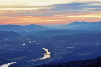 View of the Jura foothills from the Gisliflue, in the light of the setting sun, in the foreground
