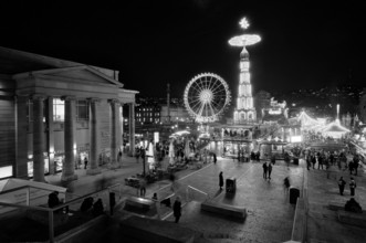 Night view, Christmas market with Christmas pyramid, Ferris wheel, New Castle, Schlossplatz,