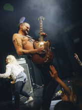 Billy Lunn, singer and guitarist from The Subways live on For Eternity Tour 2025 at Hole44 in