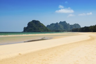 Lonely beach and mountains, Grand Sand Dune, Pak Khlong, Chumphon, Chumphon Province, Central