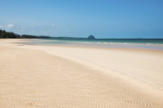 Lonely beach, Grand Sand Dune, Pak Khlong, Chumphon, Chumphon Province, Central Thailand, Thailand
