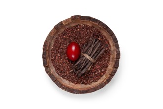 Madder dye, Endro, rhizome for coloring eggs, powder from the roots of endro with onion husks, in a