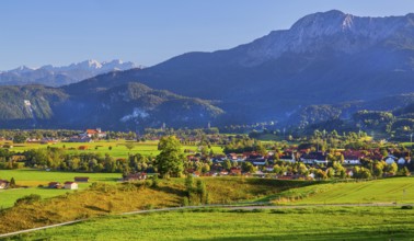 View of the village and monastery of Schlehdorf with Herzogstand 1731m, GroÃŸweil, Loisachtal, Das