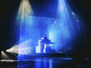 Fritz Kalkbrenner live on Continentego tour 2025 in Berlin's Columbiahalle on 27.11.2025