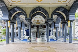 Jame' Asr Hassanil Bolkiah Mosque, King's entrance, Bandar Seri Begawan, Brunei