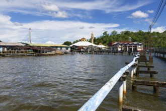 Kampong Ayer water village mosque, Bandar Seri Begawan, Brunei