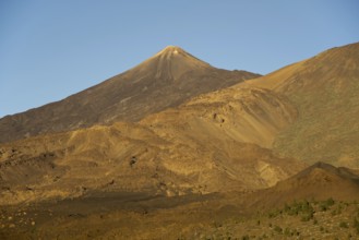 Europe, Spain, Canary Islands, Tenerife, Teide National Park, panorama from Mirador de Chio to Pico